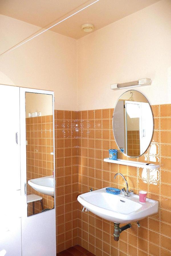 Apartment, Matignon Kültér fotó